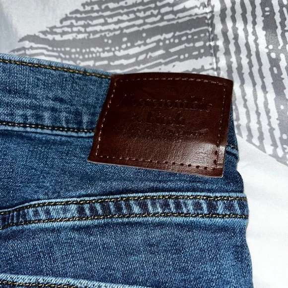 Abercrombie & Fitch 32x34 super skinny jeans medium wash - Picture 7 of 8